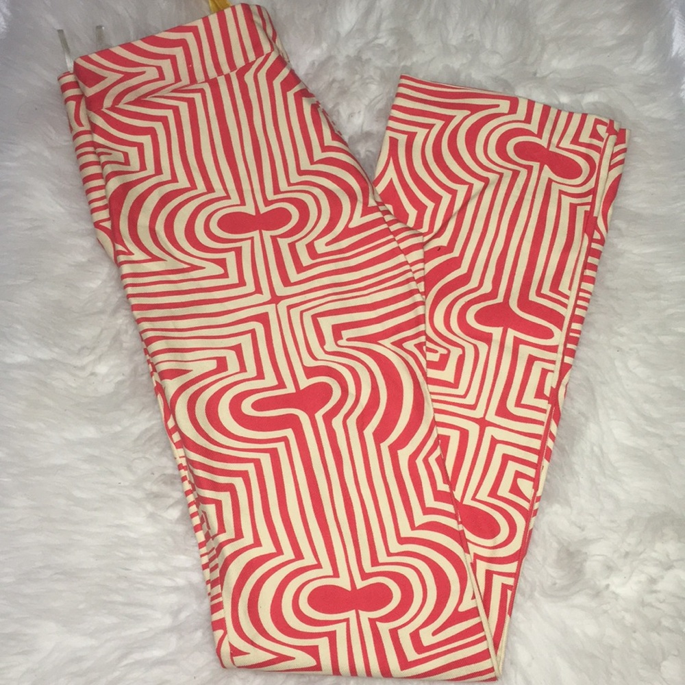 Patterned pants